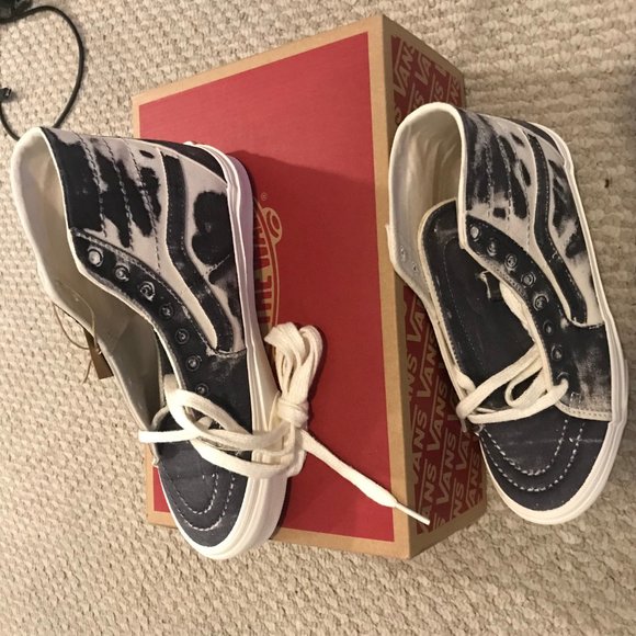 VANS NEW IN BOX $120 RETAIL Denim Canvas Sneaker Mens 6 W 7.5 - Picture 10 of 13